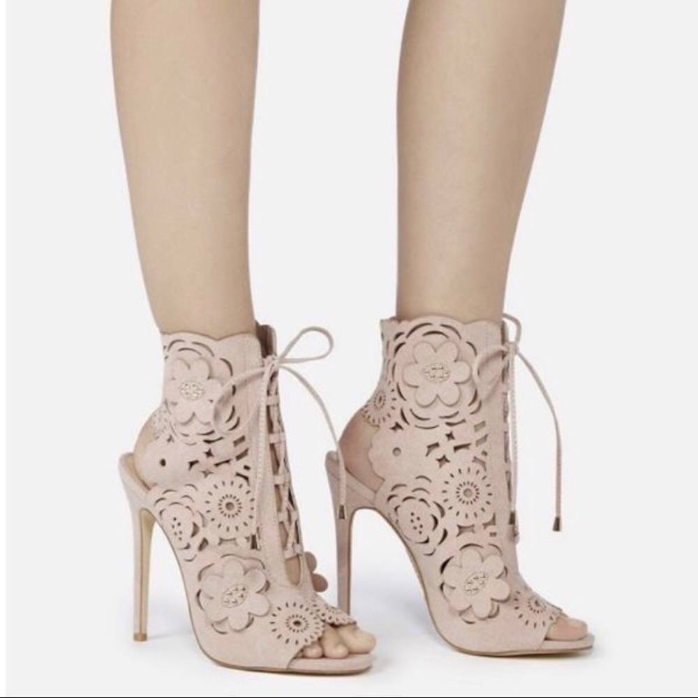 Nicia Heeled Sandal